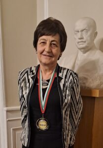 Пепка Бояджиева е Professor Emeritus на Института по философия и социология