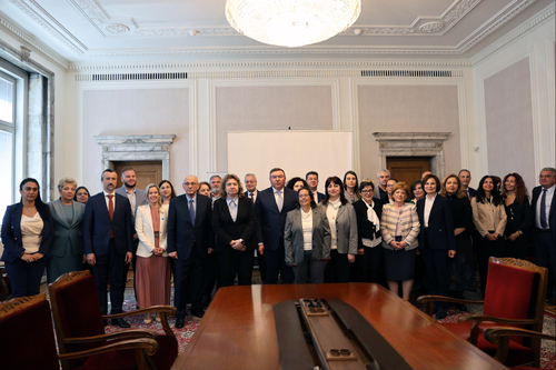 Министър Кирилов: Всяка поставена ваксина е знак за доверие в здравната система • МЗ