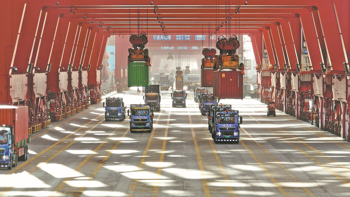 Пропускателната способност на порт Ningbo-Zhoushan се увеличава